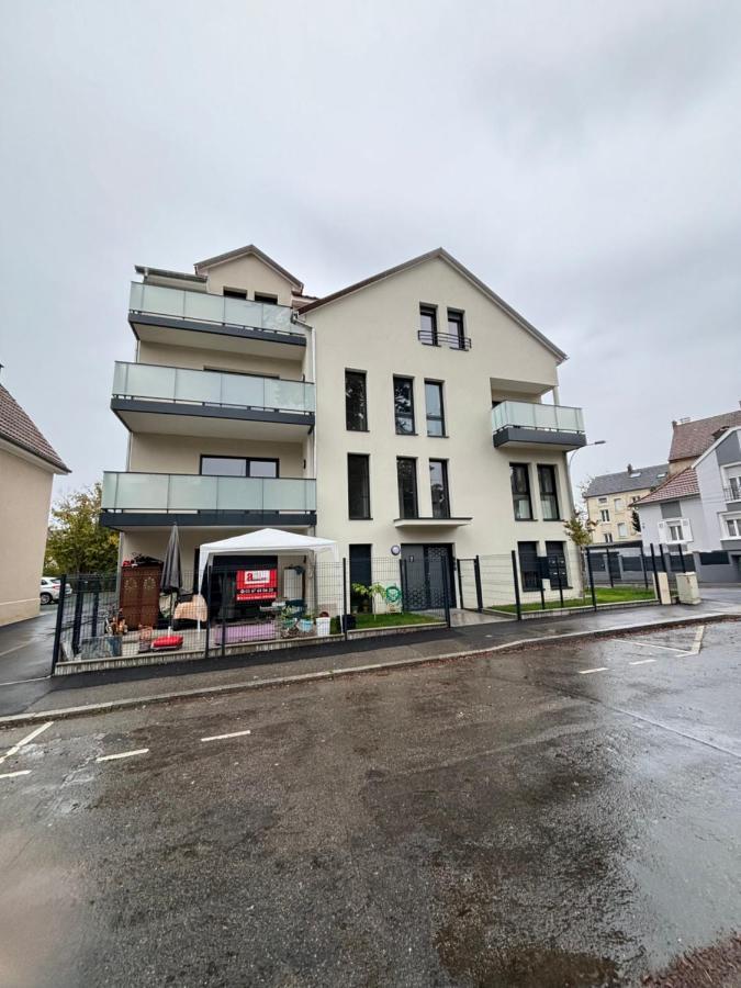 Appartement + Parking + Terrasse Mulhouse Luaran gambar